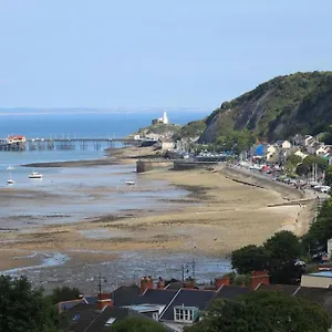 The Annex - Immaculate Coastal Oystermouth