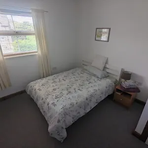 The At Chalk House - 3 Beds - 1 Cot Apartment Huddersfield