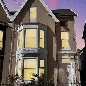 Granada At Pleasure Apartment Blackpool